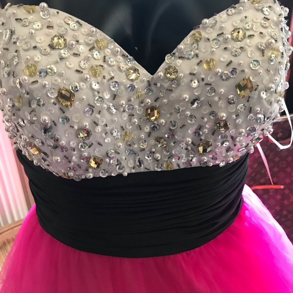 New David’s Bridal Formal Sequins Top Dress